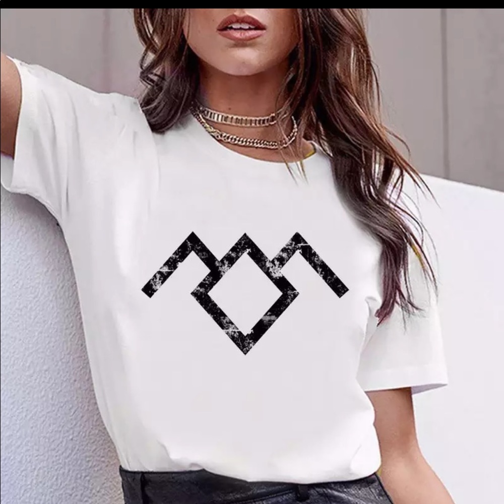 Twin Peaks Black Lodge Graphic Tshirt, Women Med